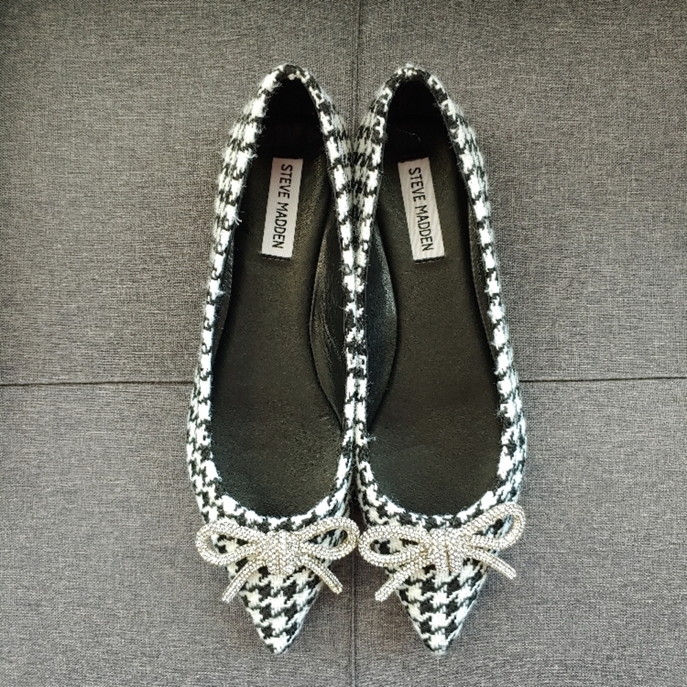 Steve Madden Black and White Houndstooth Flats